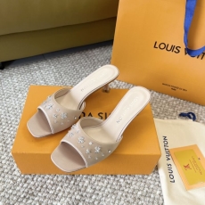 Louis Vuitton Slippers